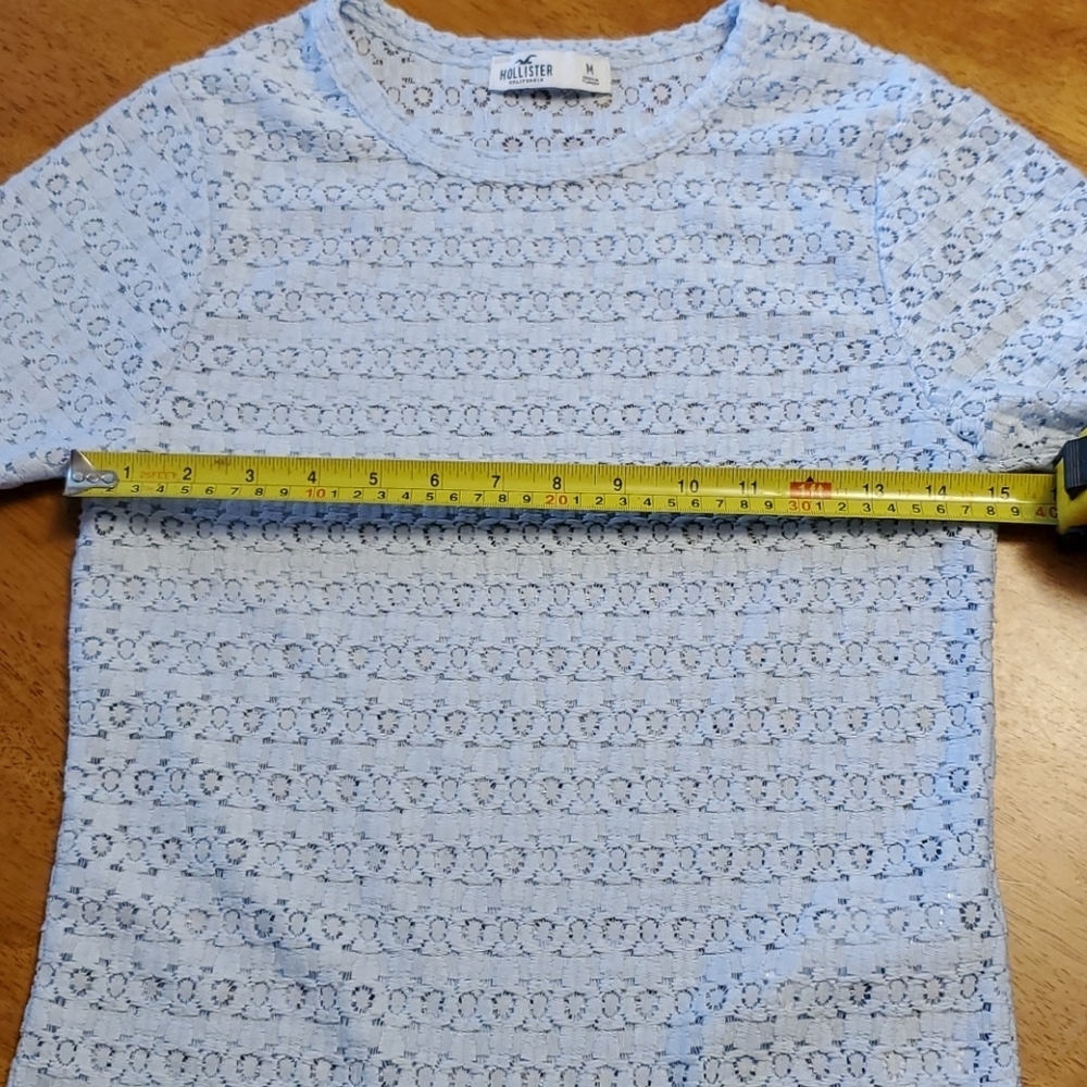Juniors Hollister lace top. - Picture 4 of 5